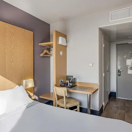 Bordeaux Centre 3* Bègles